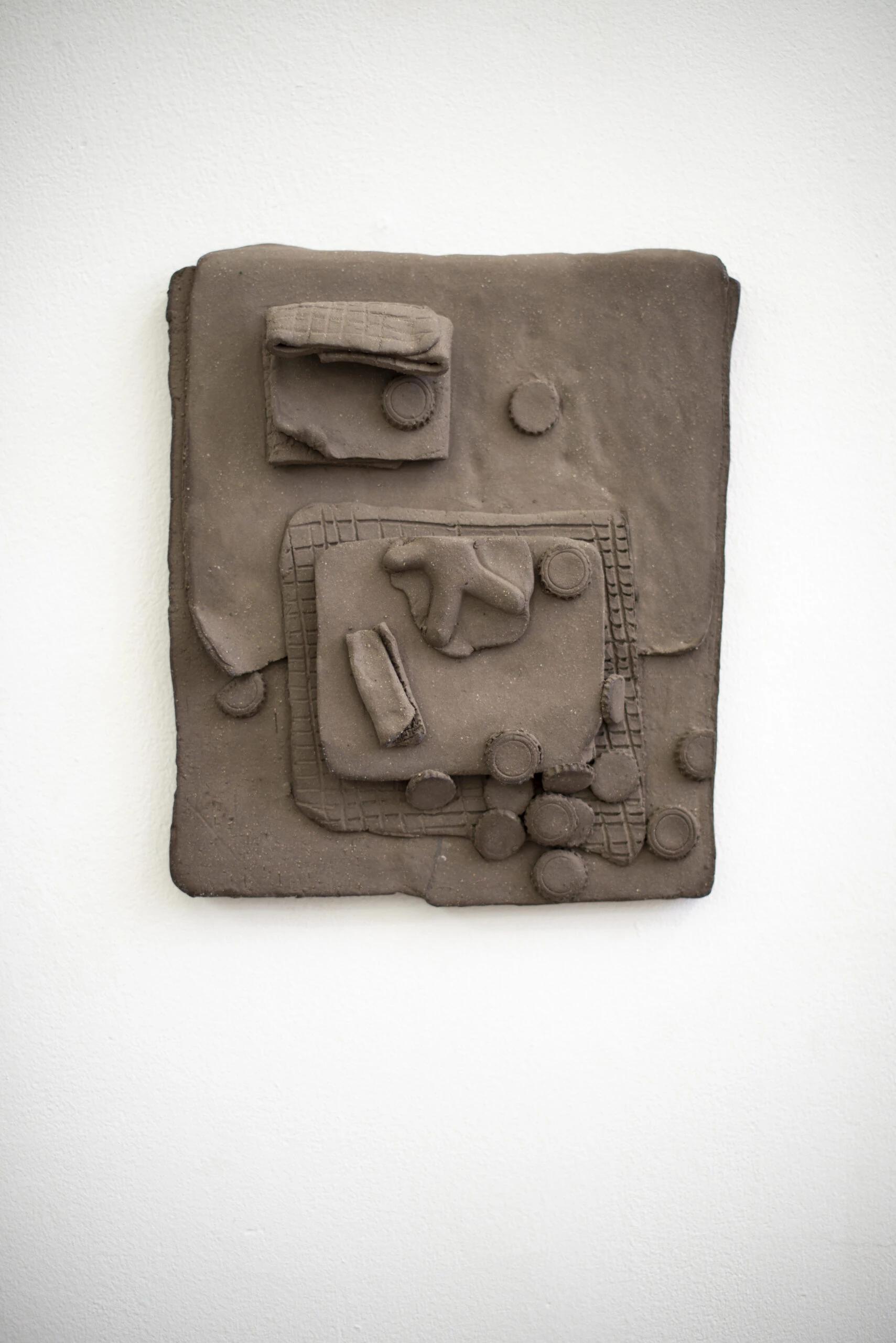 Untitled(Relieve series Vlll), 2025 Ceramics 33 x 25 x 4 cm