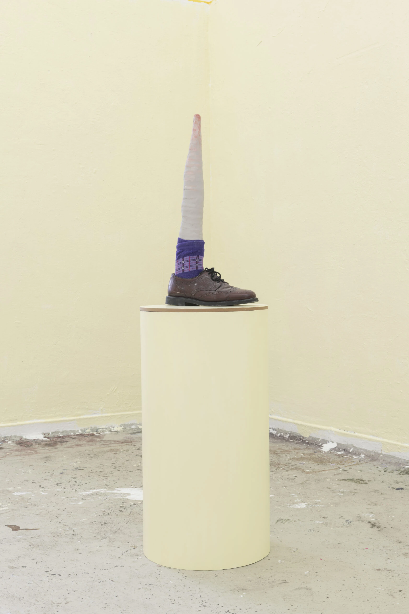 Homage to gober, 2026 Painted ceramics, painted MDF and found objects 135 x 39 x 39 cm